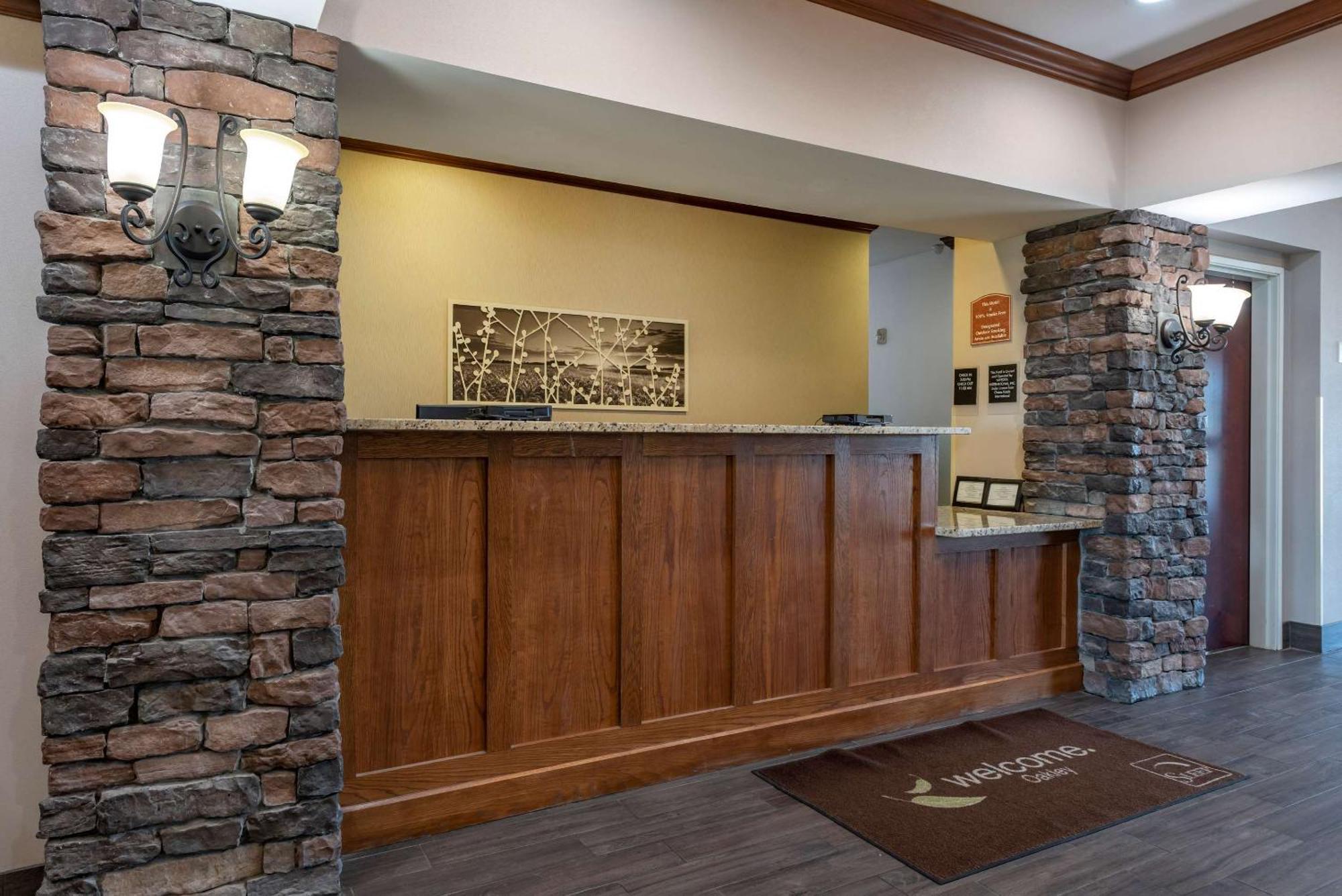 Sleep Inn & Suites Oakley I-70 מראה חיצוני תמונה